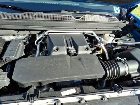 Used 2023 Chevrolet Colorado Z71 w/ Z71 Convenience Package 2 image 26