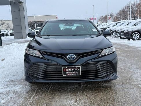 Used 2019 Toyota Camry LE image 8