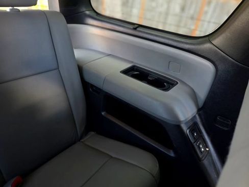 Used 2011 Toyota Sequoia Limited AWD/4WD image 47