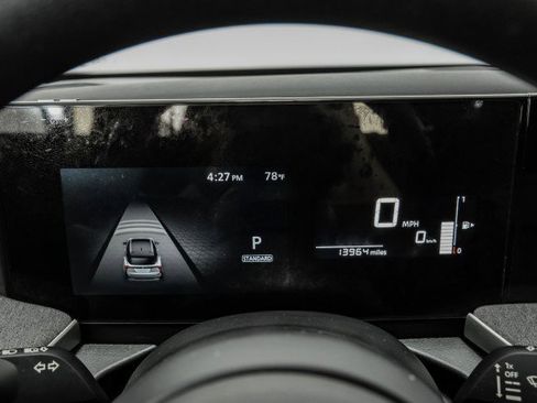 Used 2025 Nissan Kicks SV image 18