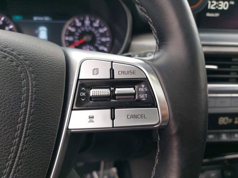 Used 2022 Kia Telluride SX w/ SX Prestige Package image 19