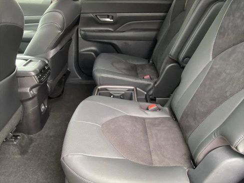 Certified 2026 Toyota Grand Highlander AWD Hybrid image 21