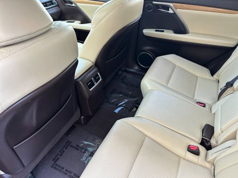 Used 2020 Lexus RX 350L FWD w/ Premium Package image 13