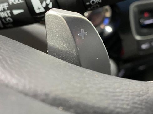 Used 2016 Honda Pilot Touring image 29