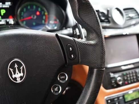 Used 2016 Maserati GranTurismo Base image 20