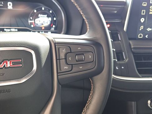 Certified 2023 GMC Yukon AT4 w/ AT4 Premium Plus Package AWD/4WD image 19
