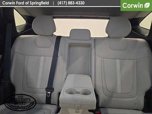 Used 2025 Hyundai Tucson SEL FWD image 21