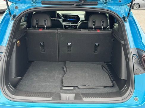 Used 2025 Chevrolet Trax RS w/ Driver Confidence Package image 18