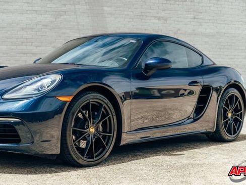 Used 2018 Porsche 718 Cayman RWD image 49