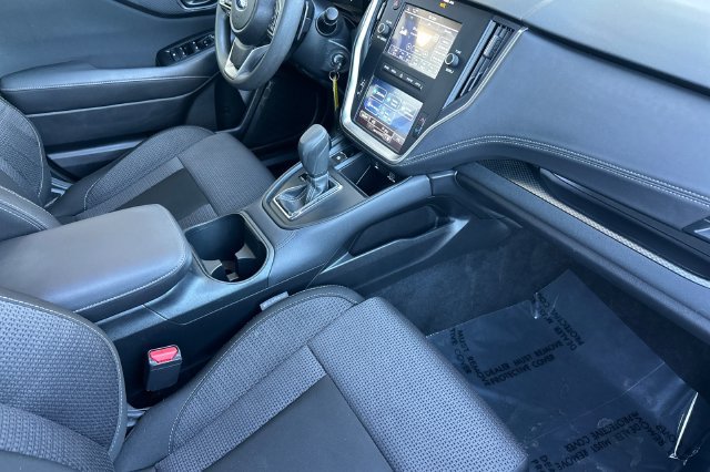 Used 2025 Subaru Outback AWD/4WD image 19
