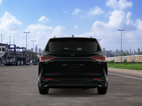 New 2026 Toyota Sienna XSE AWD/4WD image 8