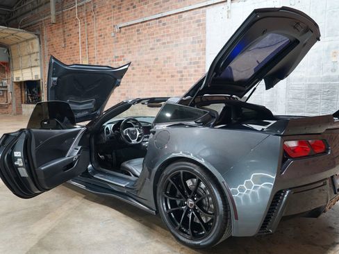 Used 2017 Chevrolet Corvette Grand Sport image 37