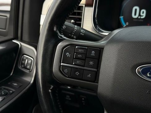 Certified 2022 Ford F150 Lariat w/ Equipment Group 502A High image 13