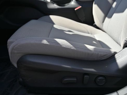 Used 2023 Subaru Legacy Premium AWD/4WD image 17