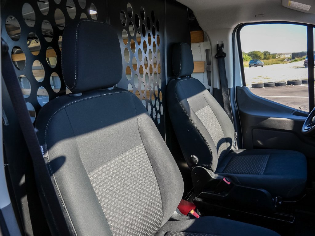 Used 2025 Ford Transit 250 Low Roof w/ Exterior Upgrade Package RWD image 23