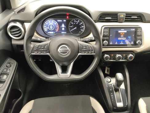 Used 2021 Nissan Versa SV FWD image 22