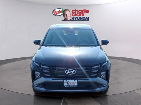 New 2026 Hyundai Tucson SE FWD image 8