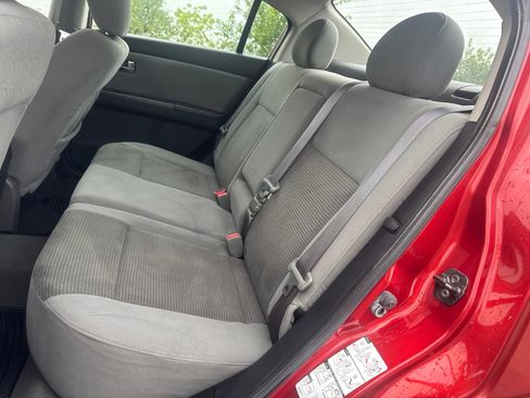 Used 2011 Nissan Sentra 2.0 SR FWD image 14