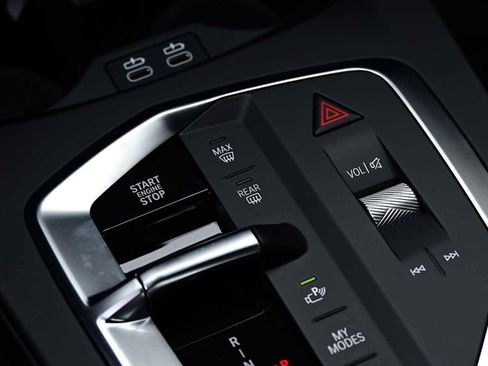 Used 2026 BMW 228i w/ Technology Package image 18