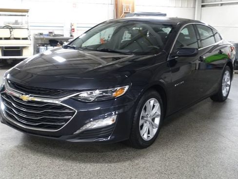 Used 2023 Chevrolet Malibu LT FWD image 3