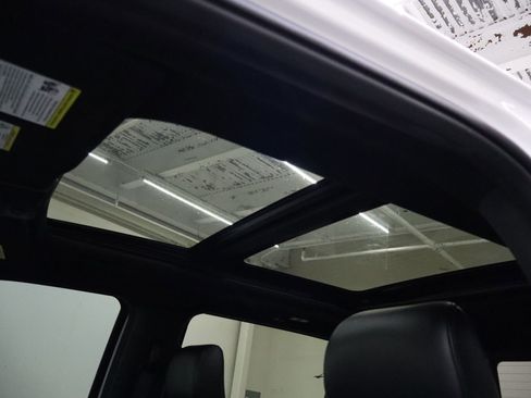 Certified 2020 Ford F150 Raptor w/ Equipment Group 801A Mid image 24