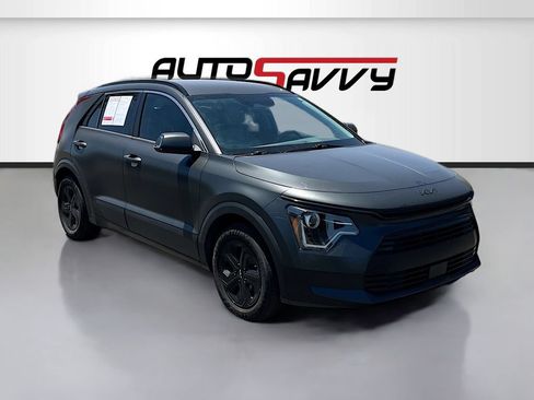 Used 2023 Kia Niro EX FWD image 1