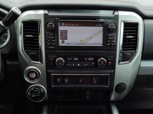 Used 2016 Nissan Titan PRO-4X AWD/4WD image 28