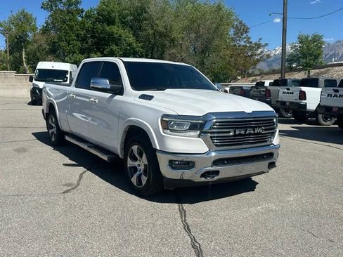 Used 2019 RAM 1500 Laramie AWD/4WD image 11