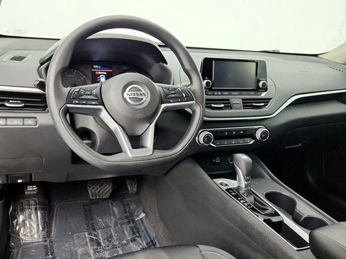 Used 2022 Nissan Altima 2.5 S image 12