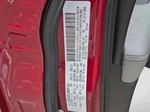 Used 2014 Jeep Cherokee Limited FWD image 15
