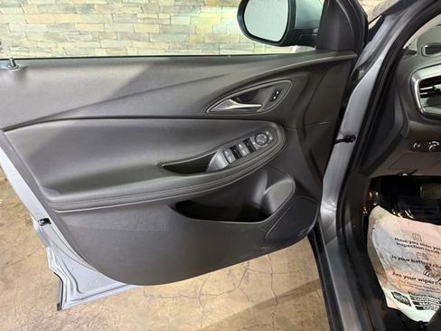 Used 2025 Buick Encore GX Preferred image 11