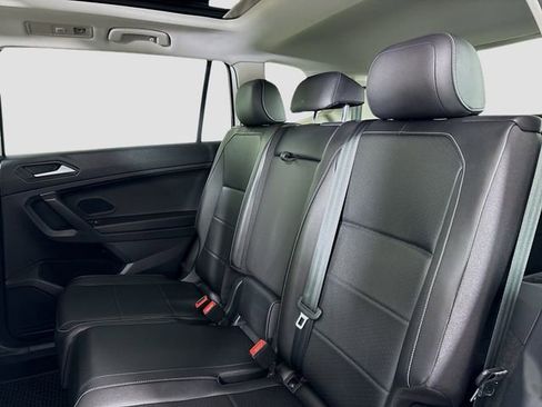 Used 2021 Volkswagen Tiguan SE image 26