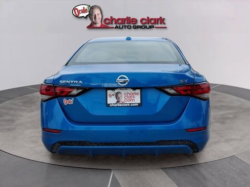 Used 2022 Nissan Sentra SV w/ Trunk Package image 4