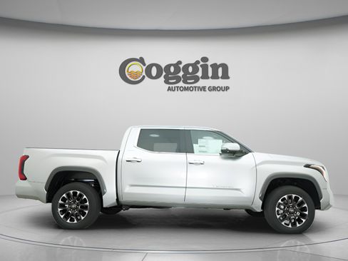 New 2026 Toyota Tundra Limited image 17