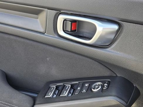 Used 2025 Honda Civic Sport image 24