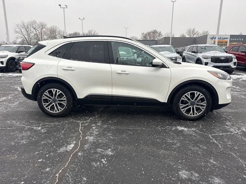 Used 2022 Ford Escape SEL image 6