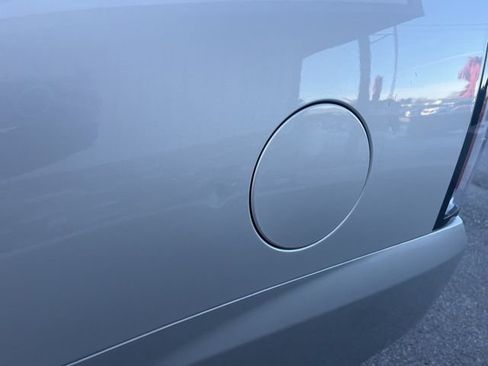 Used 2019 GMC Yukon XL Denali image 7