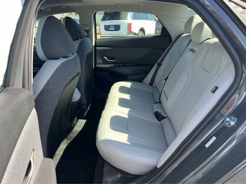 New 2026 Hyundai Elantra Limited image 26