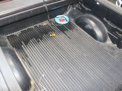 Used 2011 Ford F150 XLT w/ XLT Chrome Pkg image 25