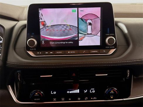 Certified 2021 Nissan Rogue SV image 20