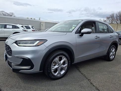 Certified 2023 Honda HR-V LX image 3