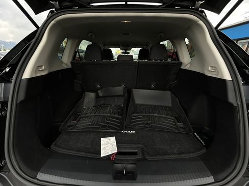 Used 2022 Nissan Rogue SV AWD/4WD image 22