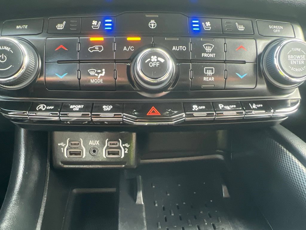 Used 2025 Dodge Durango GT AWD/4WD image 51