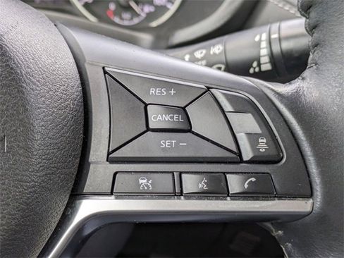 Used 2023 Nissan Sentra SV image 24