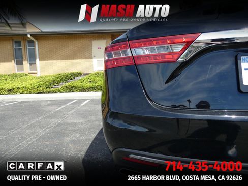 Used 2018 Toyota Avalon XLE FWD image 12