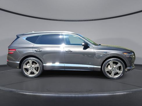 Used 2024 Genesis GV80 2.5T w/ Prestige Package image 26