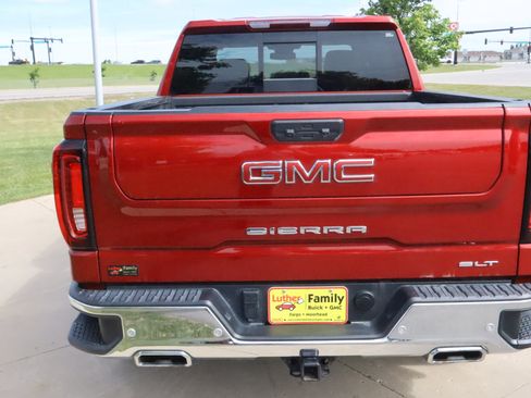 Used 2024 GMC Sierra 1500 SLT w/ SLT Premium Plus Package AWD/4WD image 6