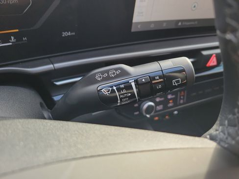 Certified 2026 Kia Sportage SX image 32