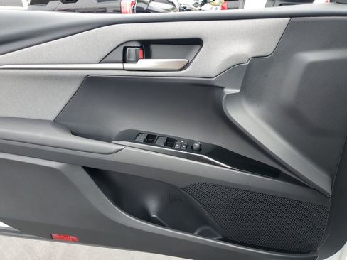 Used 2025 Toyota Camry LE image 26