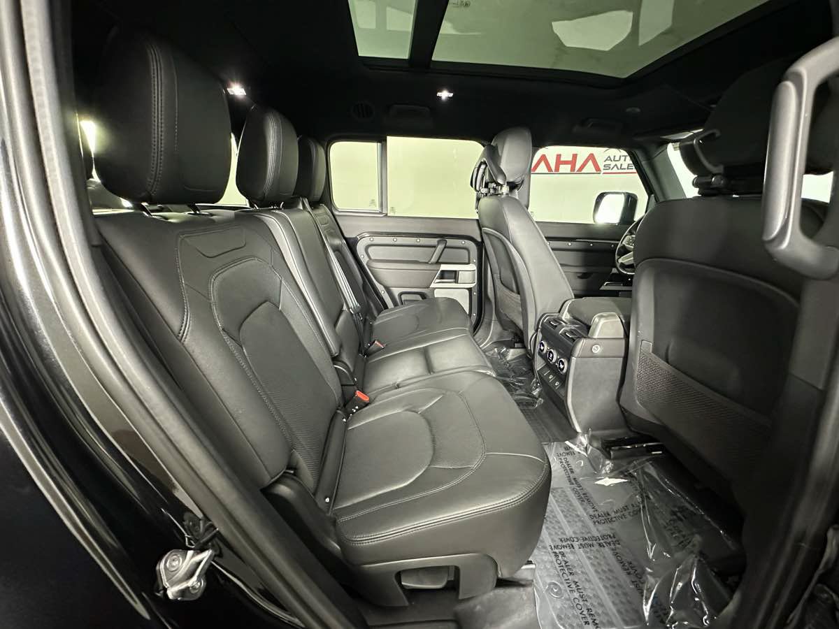 Used 2024 Land Rover Defender 130 S AWD/4WD image 31